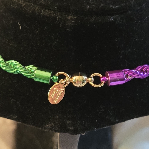 By Alexa Rae Ombre Green and Purple Paradise Rope Chain Necklace. - Picture 3 of 6